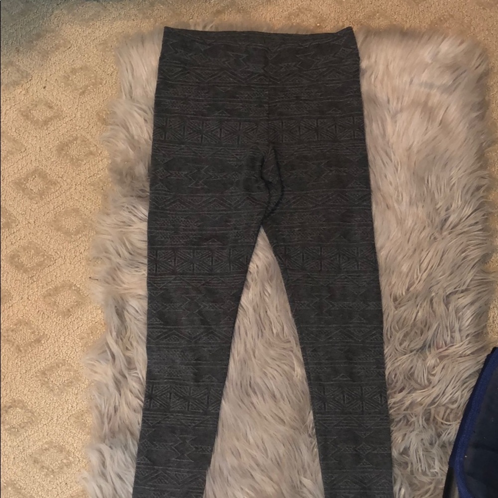 Gray tribal leggings